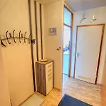- Haus A, App 0a0405
